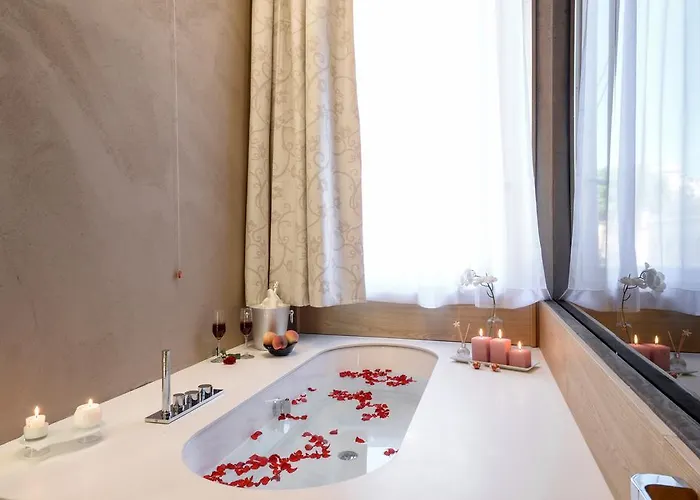 Sun Luxury Pantheon Roma